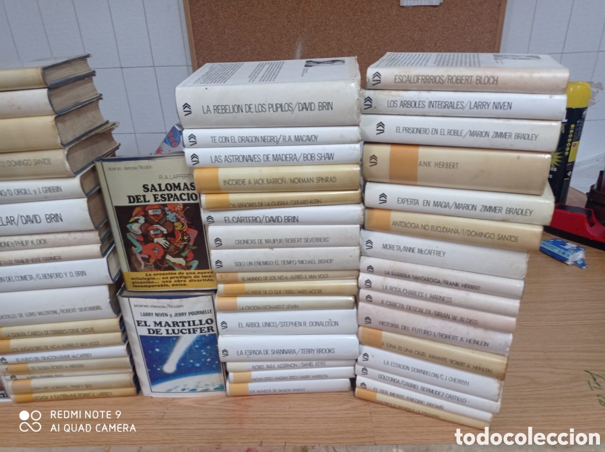 Libros: Acervo Ciencia ficcion. 30libros - Foto 2