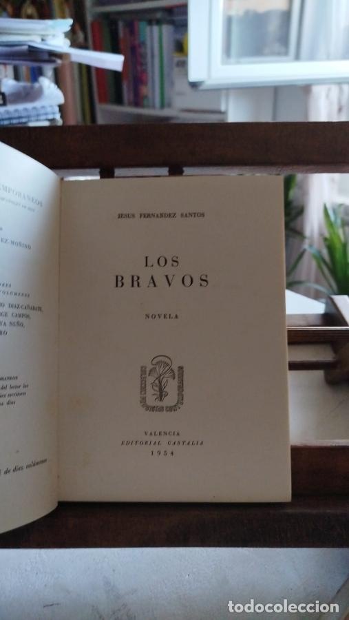 Libros: Los bravos - Fern&aacute;ndez Santos, Jes&uacute;s - Foto 2