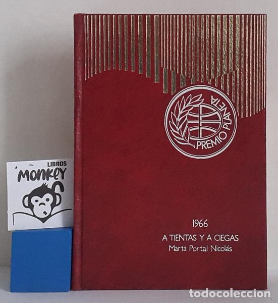 Libros: A tientas y a ciegas - Marta Portal Nicol&aacute;s - Foto 1