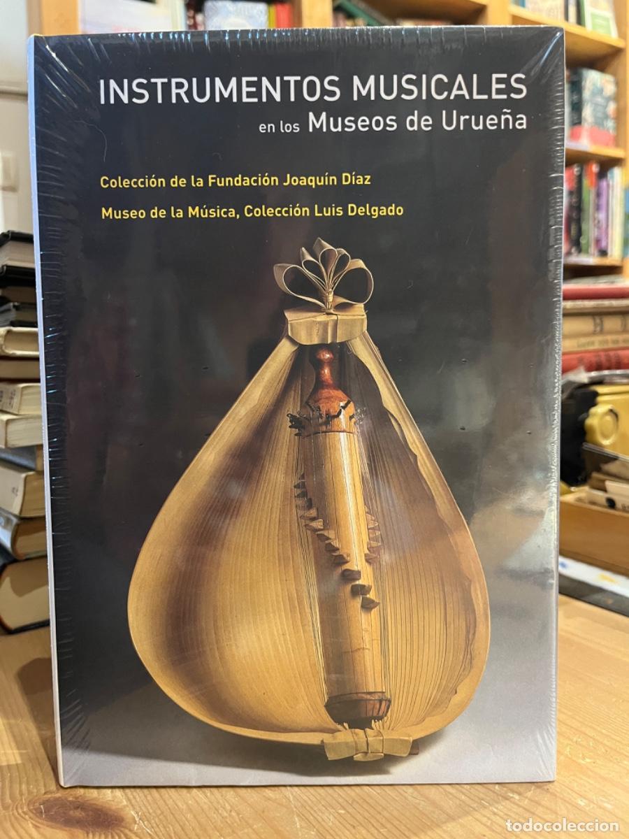 Libri di seconda mano: Instrumentos musicales en los museos de Urue&ntilde;a. Colecci&oacute;n de la Fundaci&oacute;n Joaqu&iacute;n D&iacute;az y Museo de la