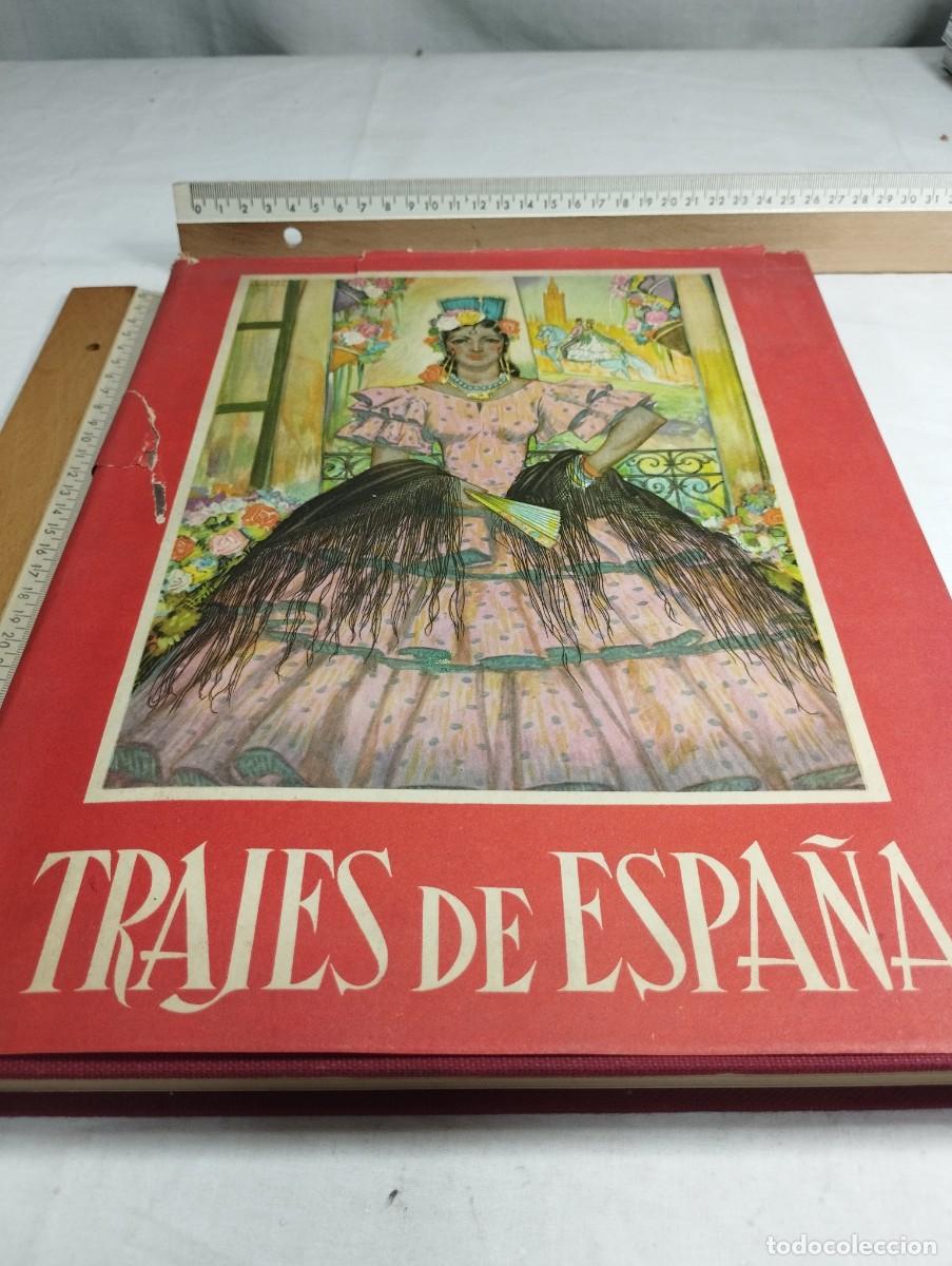 Libros: Trajes de Espa&ntilde;a. Luis de Caralt. - Foto 1