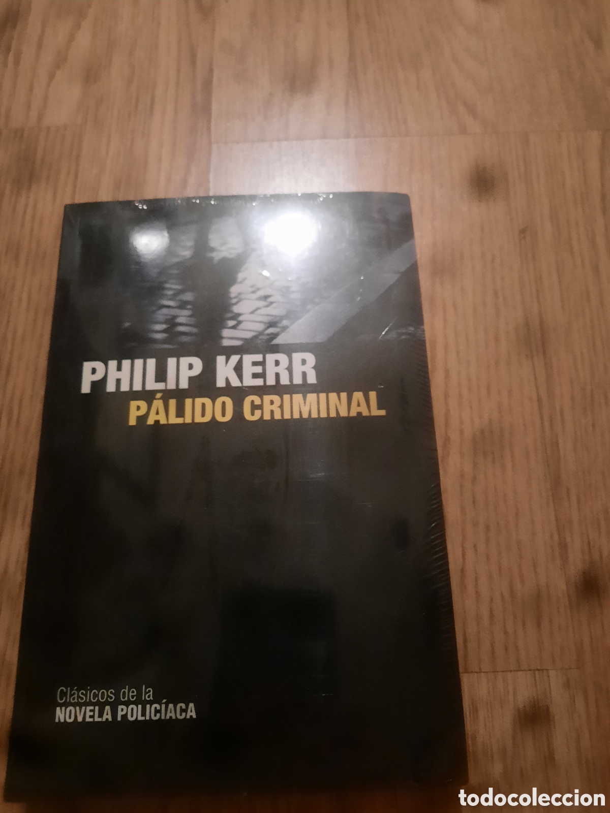 Libros: P&aacute;lido criminal philip kerr - Foto 1