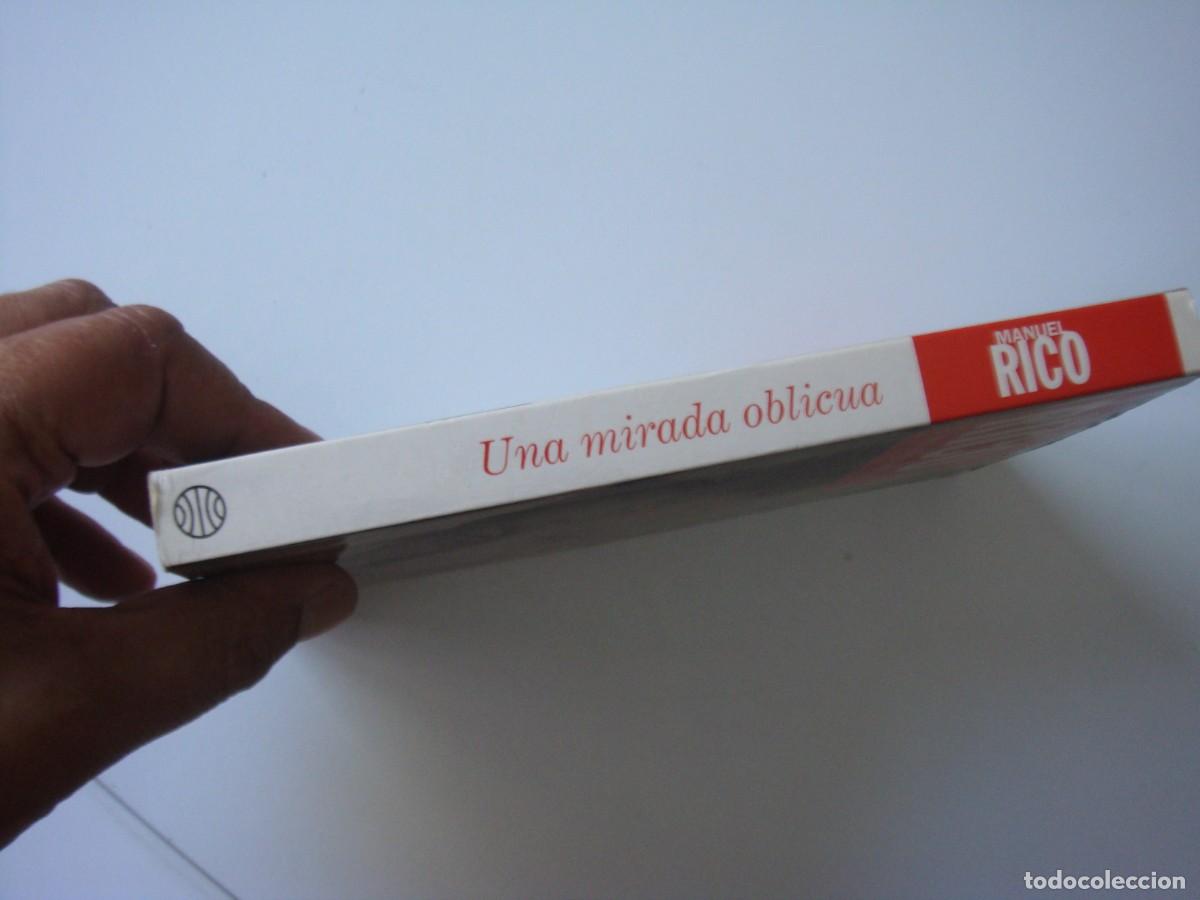 Libros: UNA MIRADA OBLICUA MANUEL RICO - Foto 2