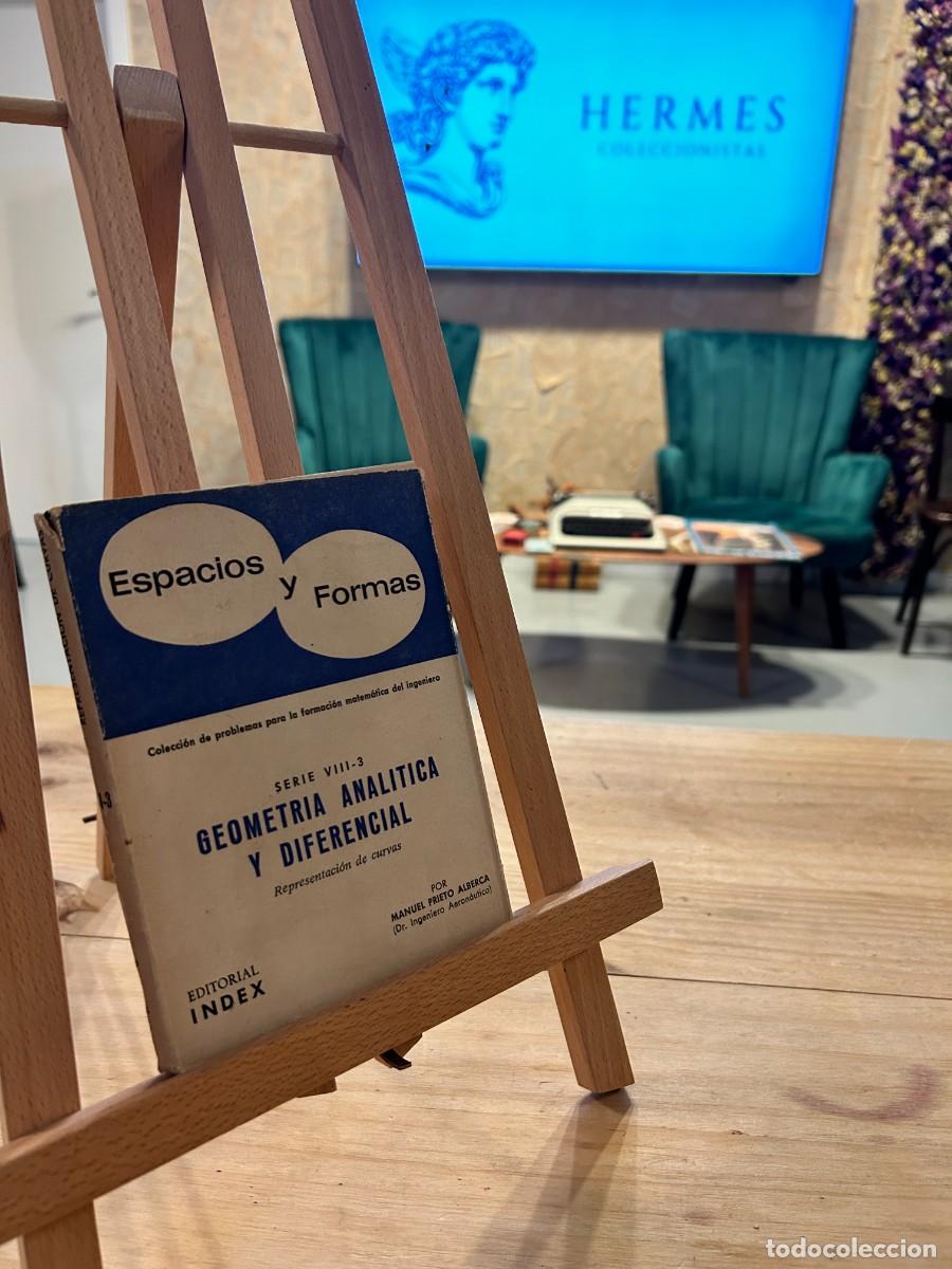 Livres: ESPACIOS Y FORMAS-GEOMETR&Iacute;A ANAL&Iacute;TICA Y DIFERENCIAL-SERIE VIII-3