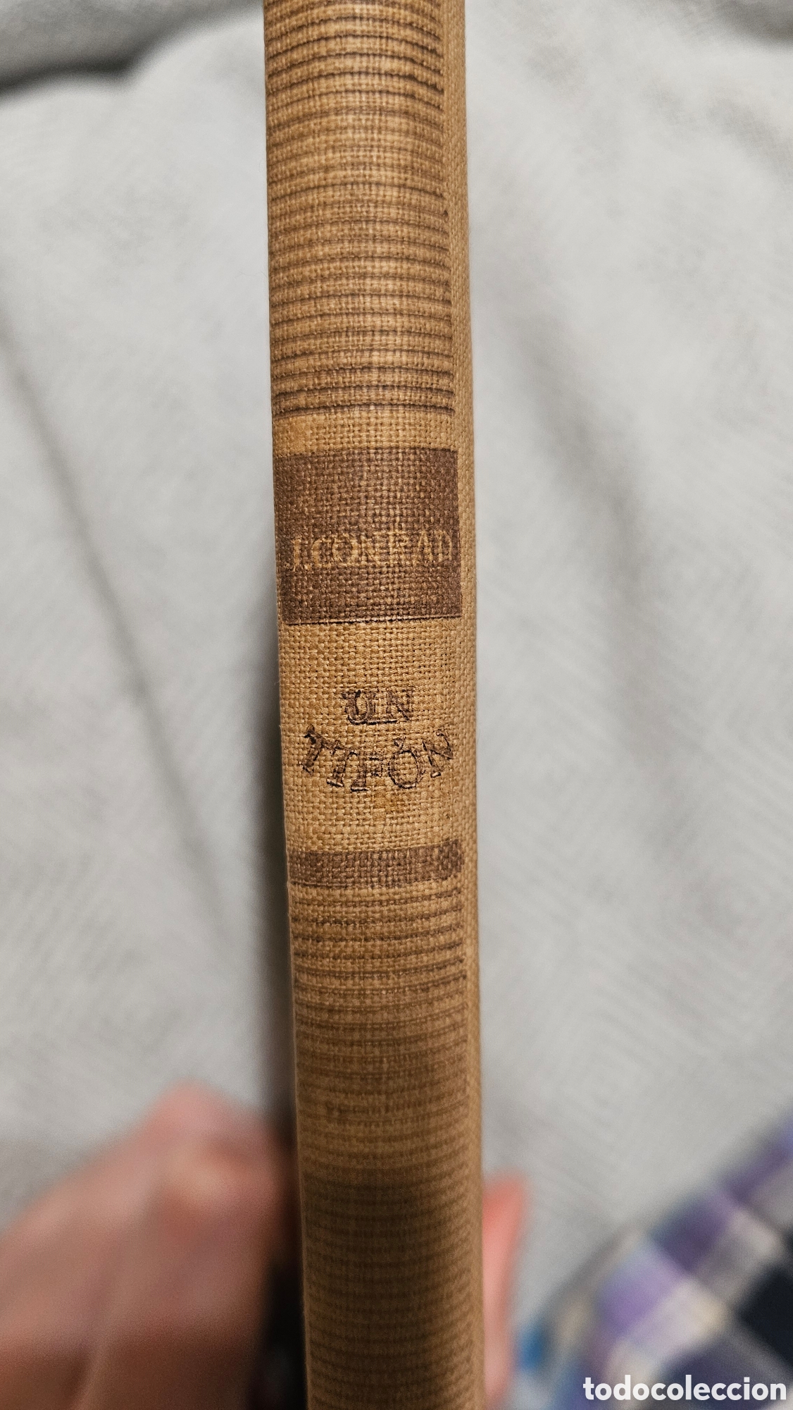 Libros: Un tif&oacute;n - Joseph Conrad - Foto 2