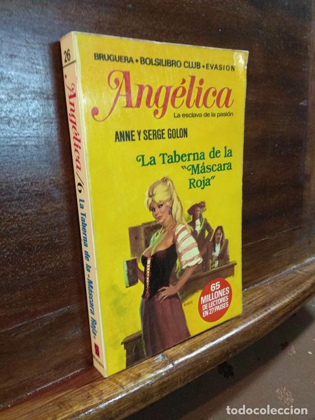 Libri di seconda mano: Ang&eacute;lica. La taberna de la m&aacute;scara roja