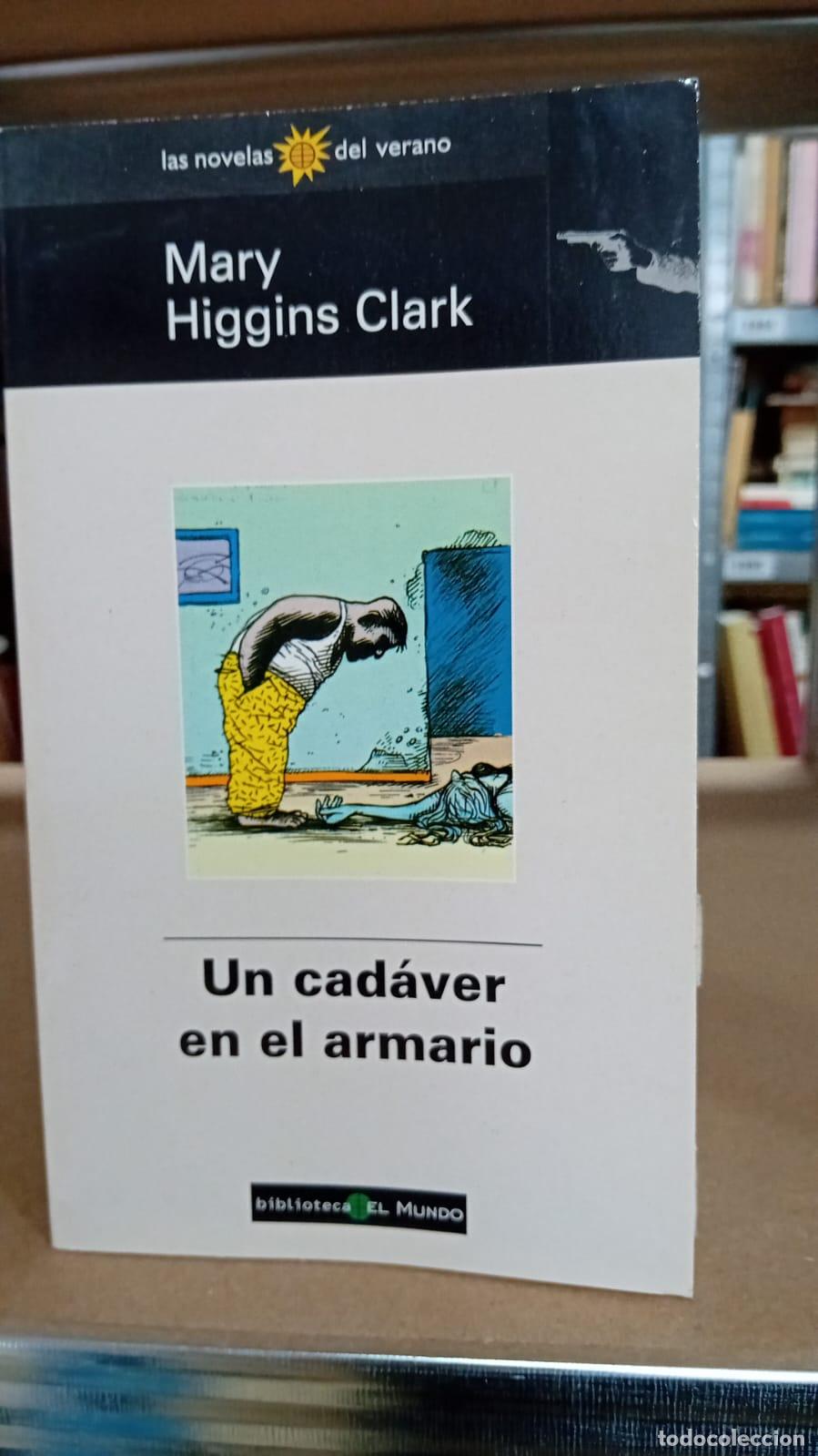 Libros: Un cad&aacute;ver en el armario - Mary Higgins Clark - Foto 1