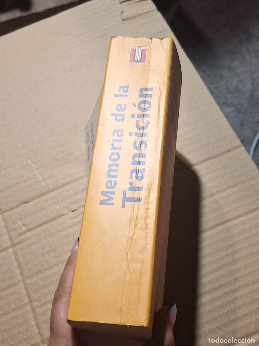 Libros: MEMORIA DE LA TRANSICI&Oacute;N. AA. VV.. Taurus 1996 - Foto 2