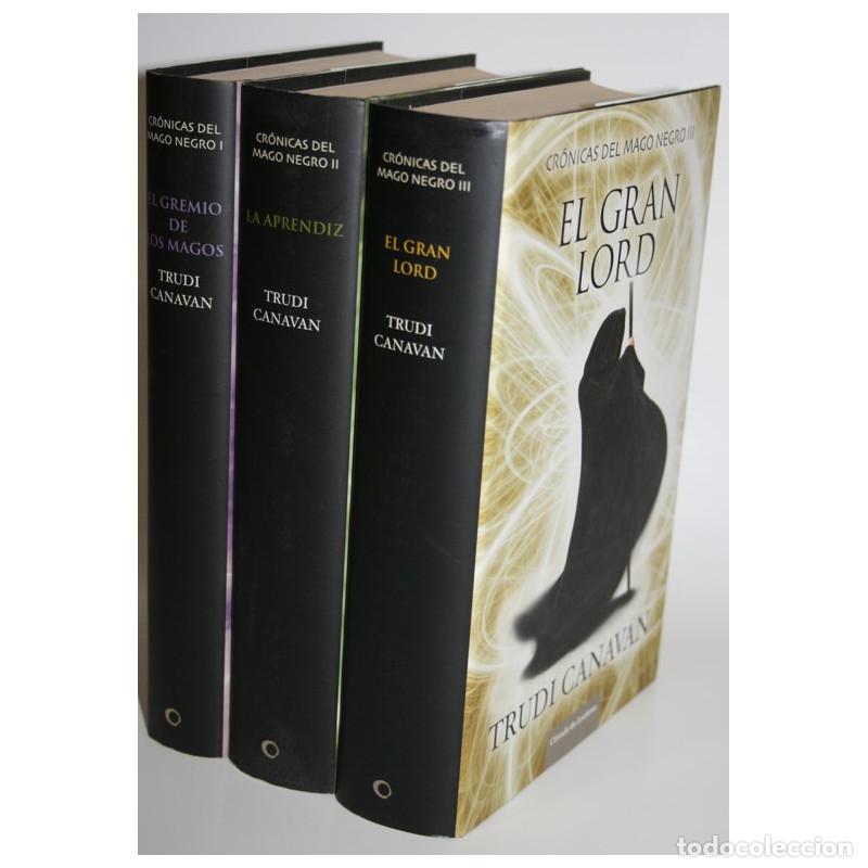 Libros: CR&Oacute;NICAS DEL MAGO NEGRO. 3 TOMOS - CANAVAN, Trudi - Foto 1