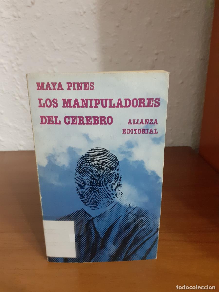 Libros: Los manipuladores del cerebro - Pines, Maya - Foto 1