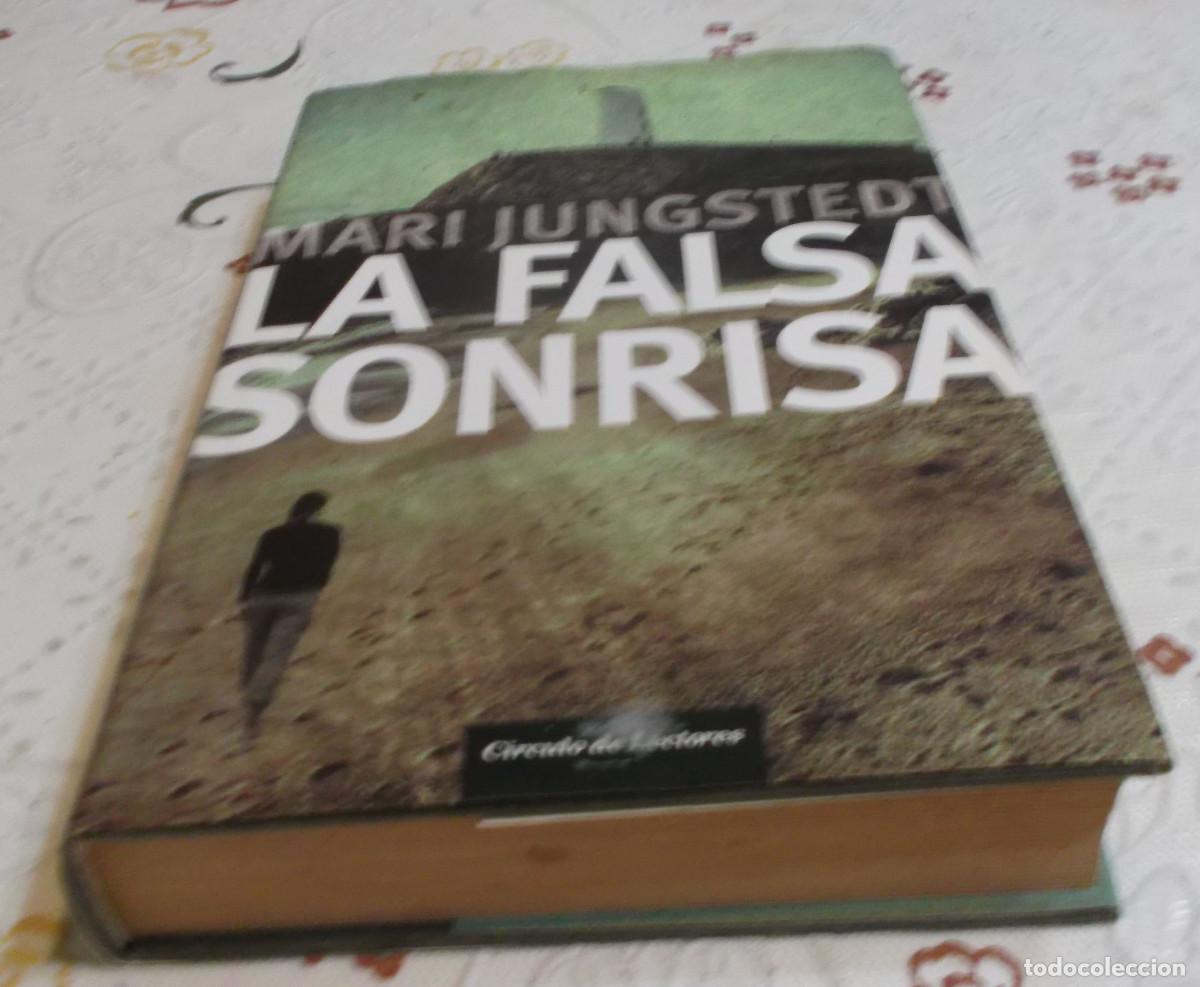 Libros: la falsa sonrisa Mari Jungstedt circulo de lectores - Foto 2