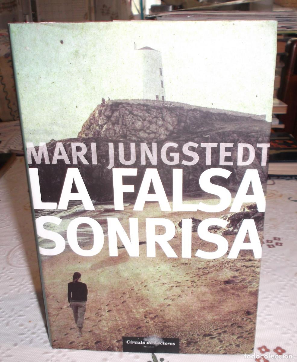 Libros: la falsa sonrisa Mari Jungstedt circulo de lectores - Foto 1