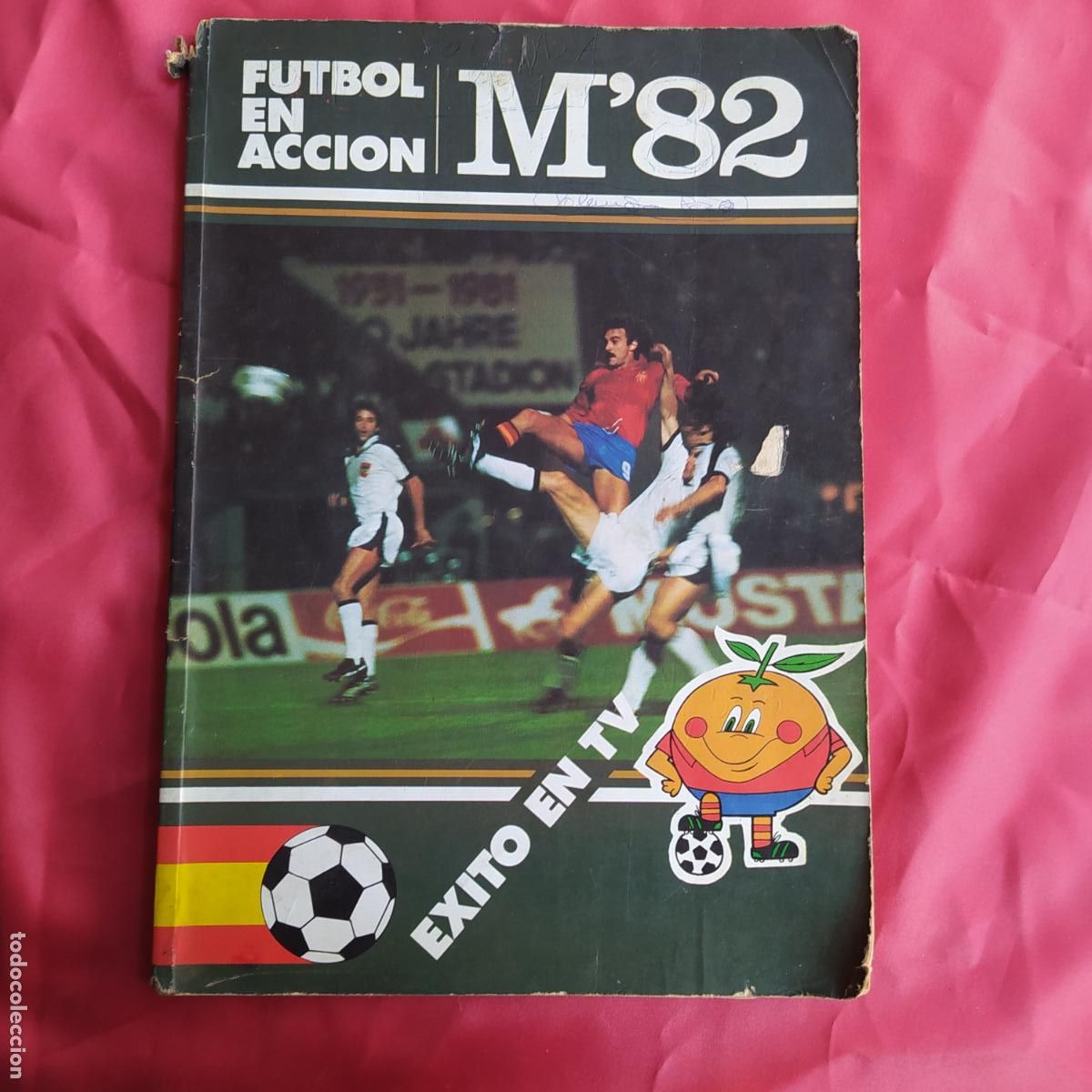 books: Futbol en acci&oacute;n M'82 CO.1395