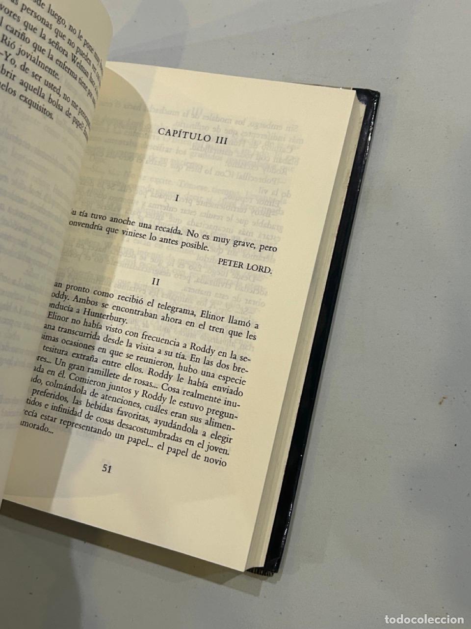 Libros: Agatha Christie - Un triste cipr&eacute;s - Foto 2