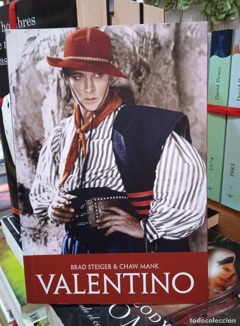 Libros: VALENTINO- BRAD STEIGER (T) - - Foto 1