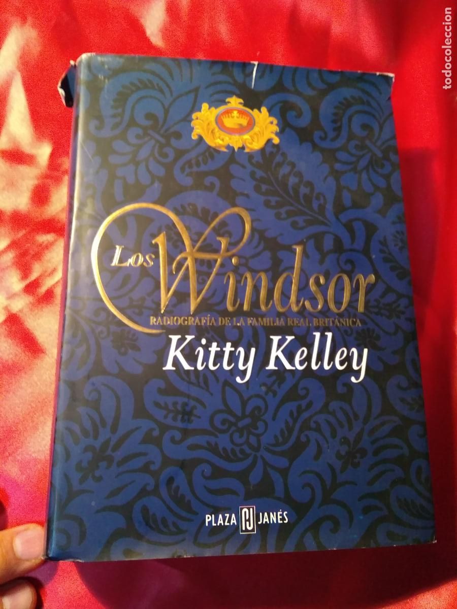 Livros em segunda m&atilde;o: Los Windsos Radiograf&iacute;a de la familia real brit&aacute;nica Kitty Kelley L.24134-229