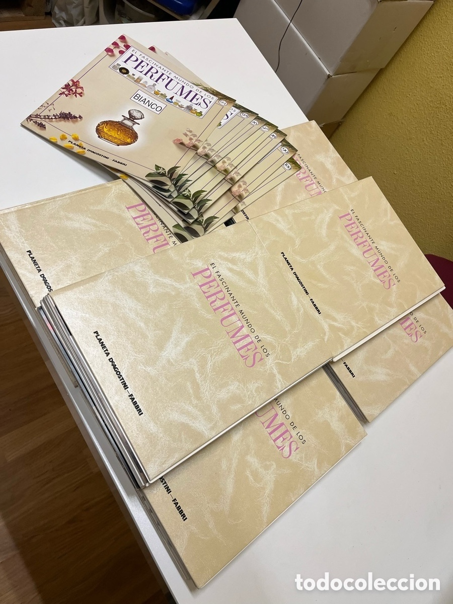 books: El fascinante mundo de los PERFUMES Planeta DeAgostini 6 tomos 100 fasc&iacute;culos.