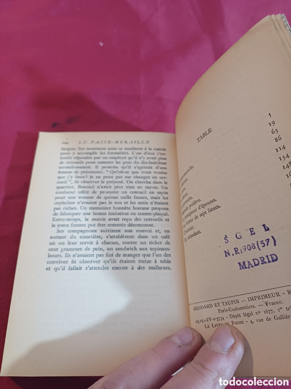 Libros: LIBRO, LE PASSE-MURAILLE, EN FRANC&Eacute;S - Foto 8