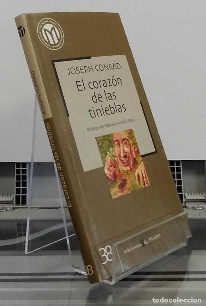 Libros: El coraz&oacute;n de las tinieblas - Joeph Conrad - Foto 1