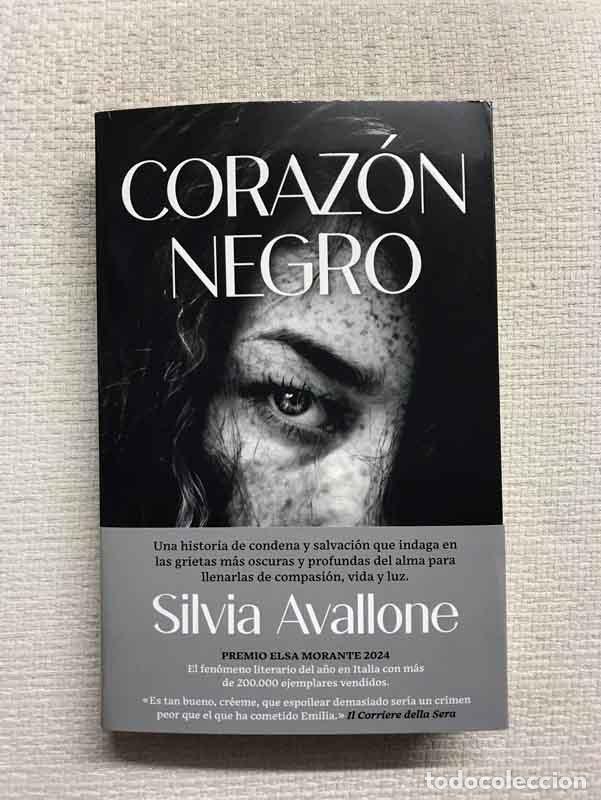 Libros: Coraz&oacute;n negro - Silvia Avallone - Foto 1
