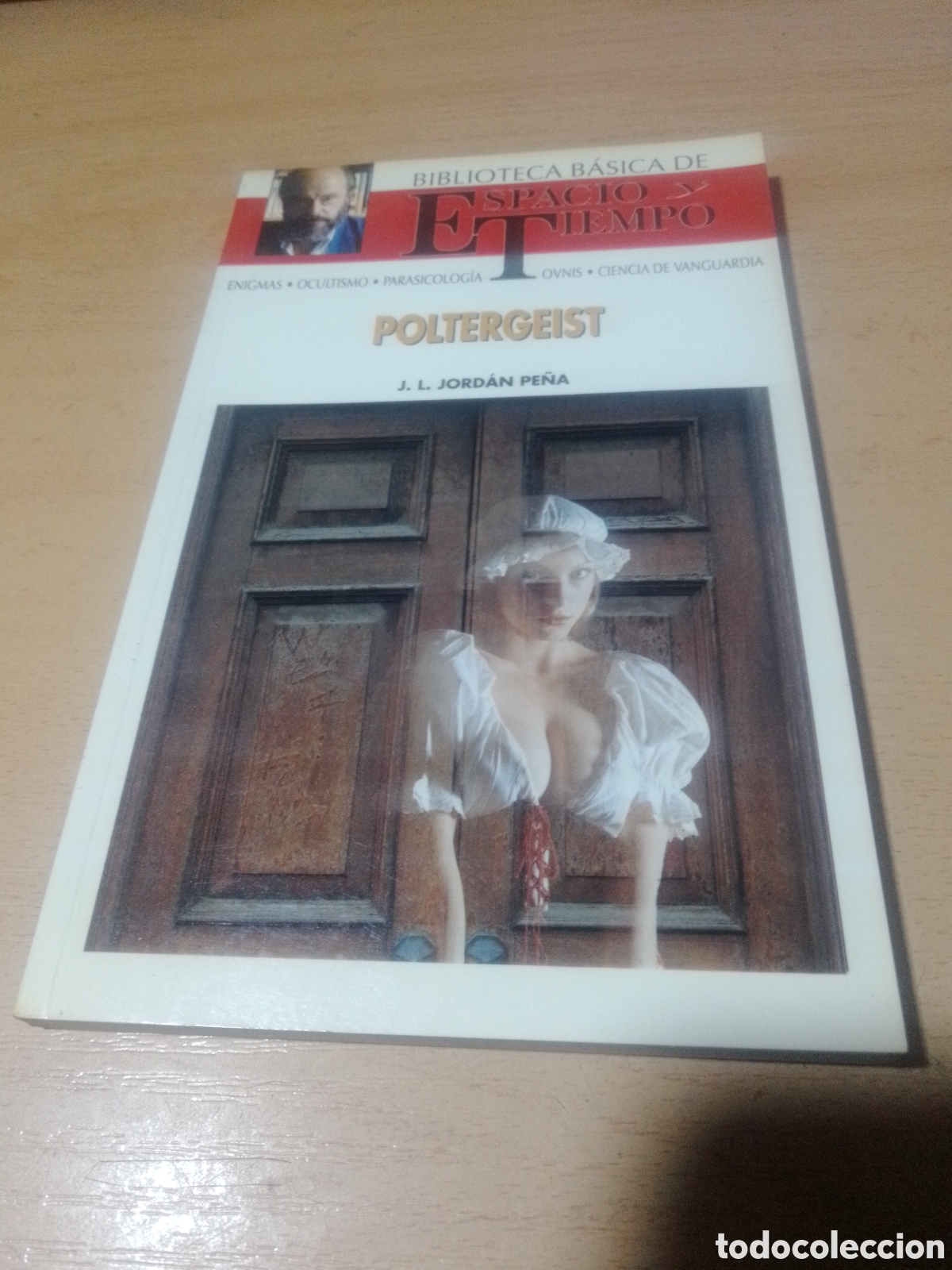 Libros: Poltergeist Biblioteca B&aacute;sica de Espacio y Tiempo - Foto 1
