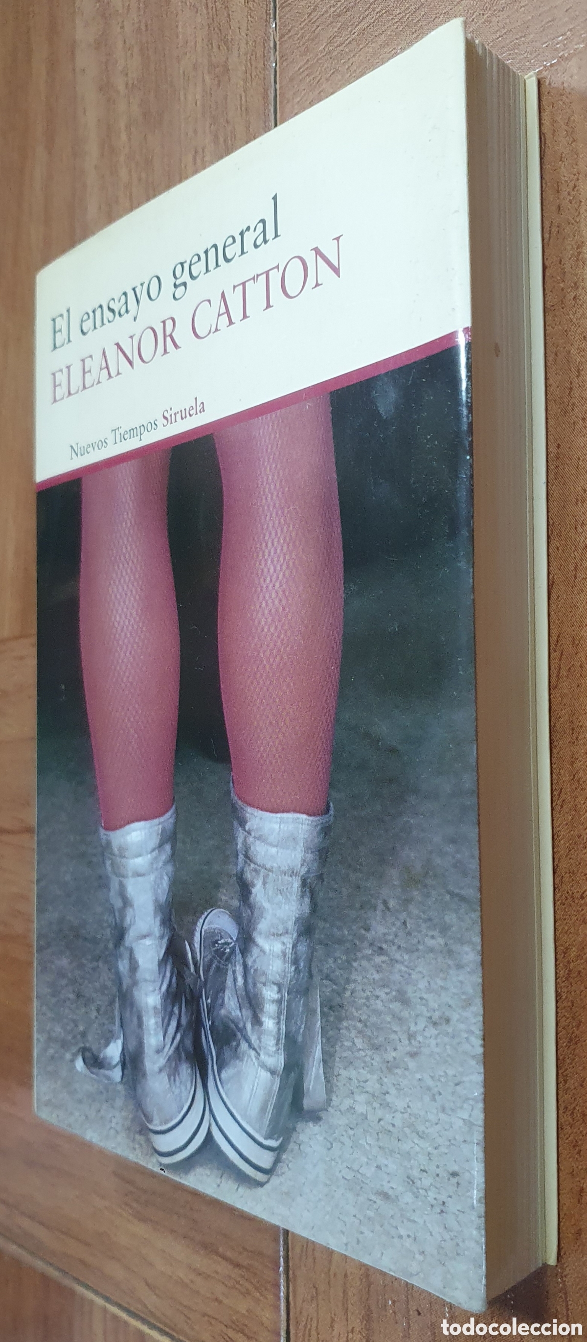 Libros: El Ensayo General - Eleanor Catton - Foto 2
