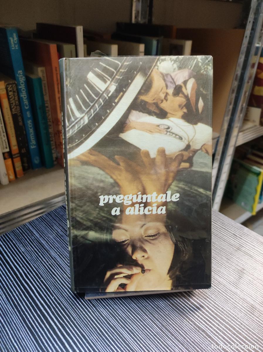 Libros: PREG&Uacute;NTALE A ALICIA .- - Foto 1