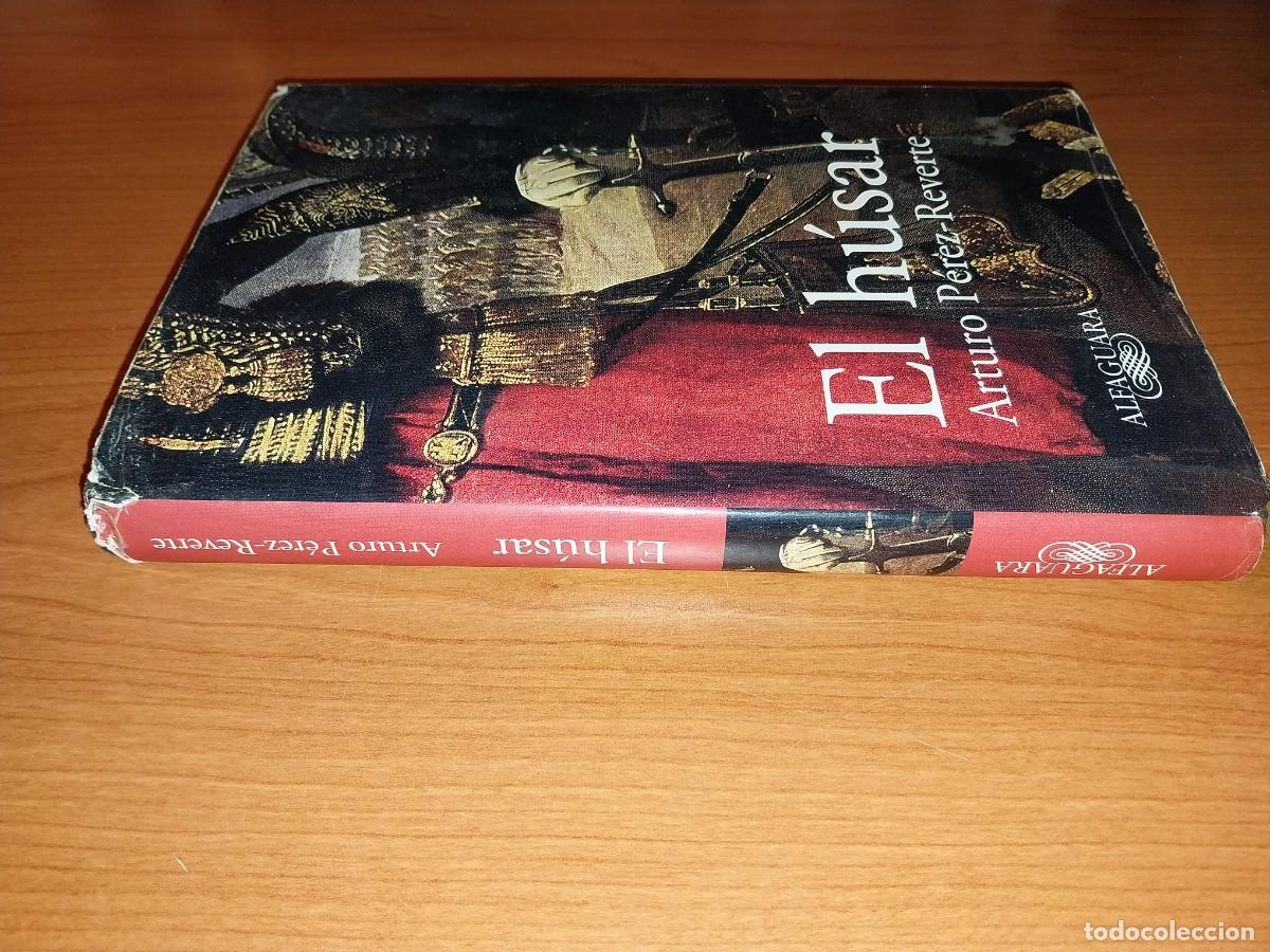 Libros: P&eacute;rez Reverte. El h&uacute;sar - Foto 2