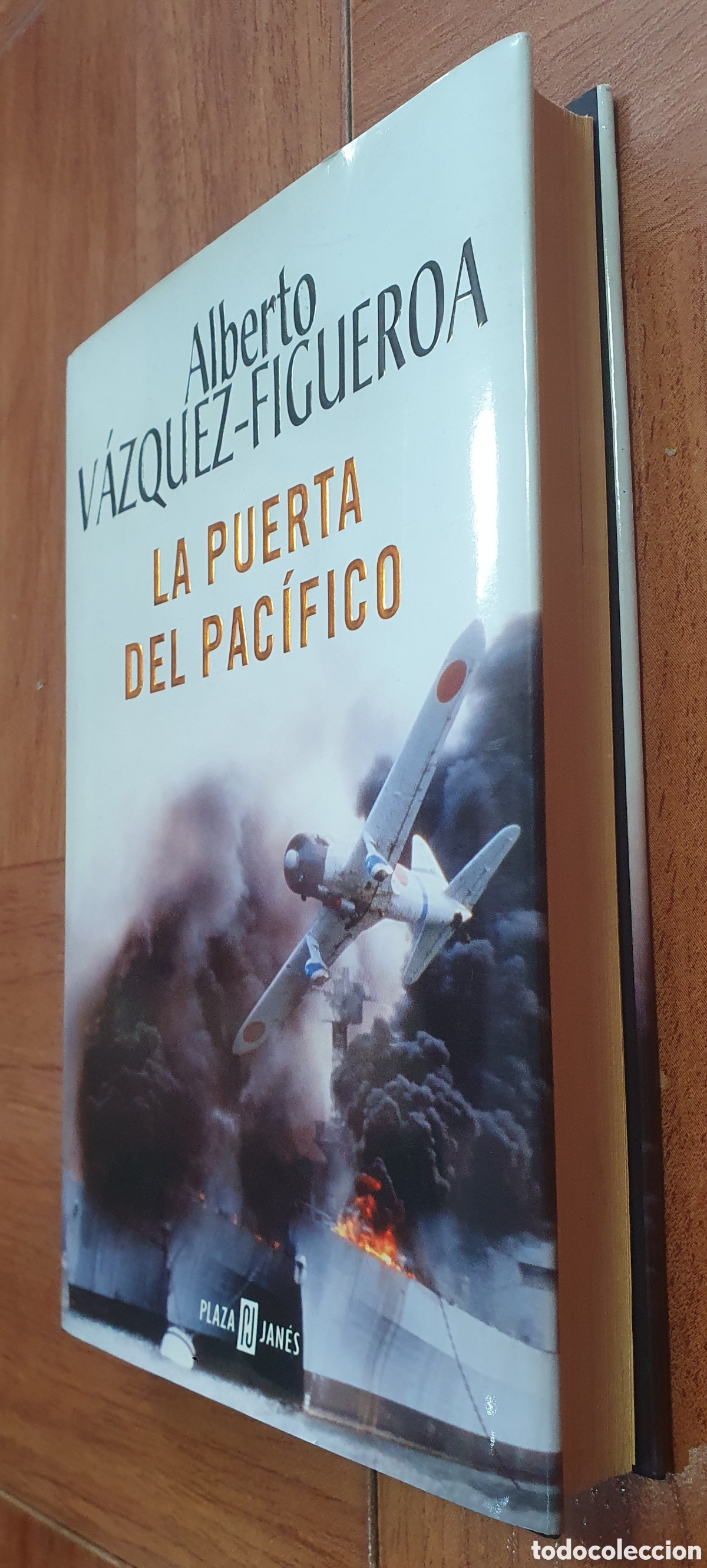 Libros: La Puerta del Pac&iacute;fico - Alberto V&aacute;zquez Figueroa - Foto 2
