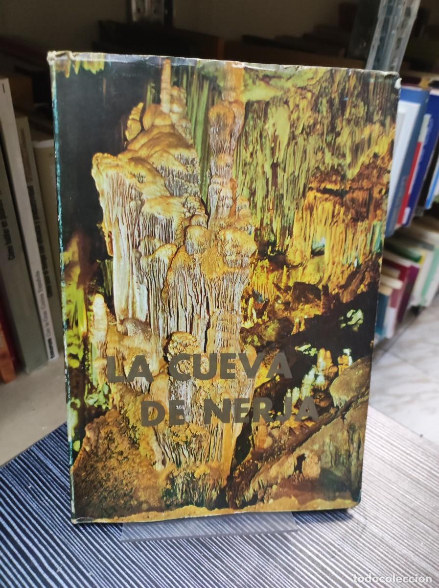 Libros: * M&aacute;laga *La cueva de Nerja / Sime&oacute;n Gim&eacute;nez Reyna - Foto 1