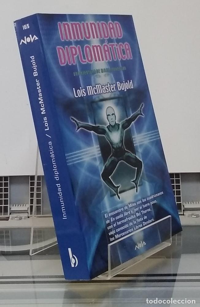 Libros: Inmunidad diplom&aacute;tica (como NUEVO) - Lois McMaster Bujold - Foto 1