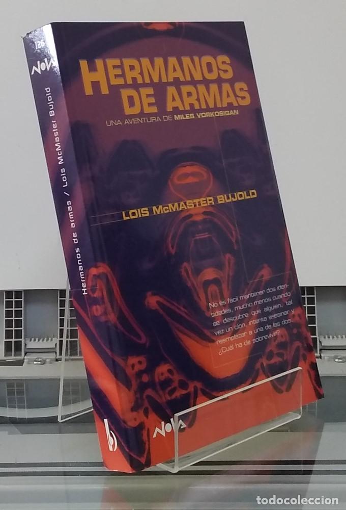 Libros: Hermanos de armas (cmo NUEVO) - Lois McMaster Bujold - Foto 1