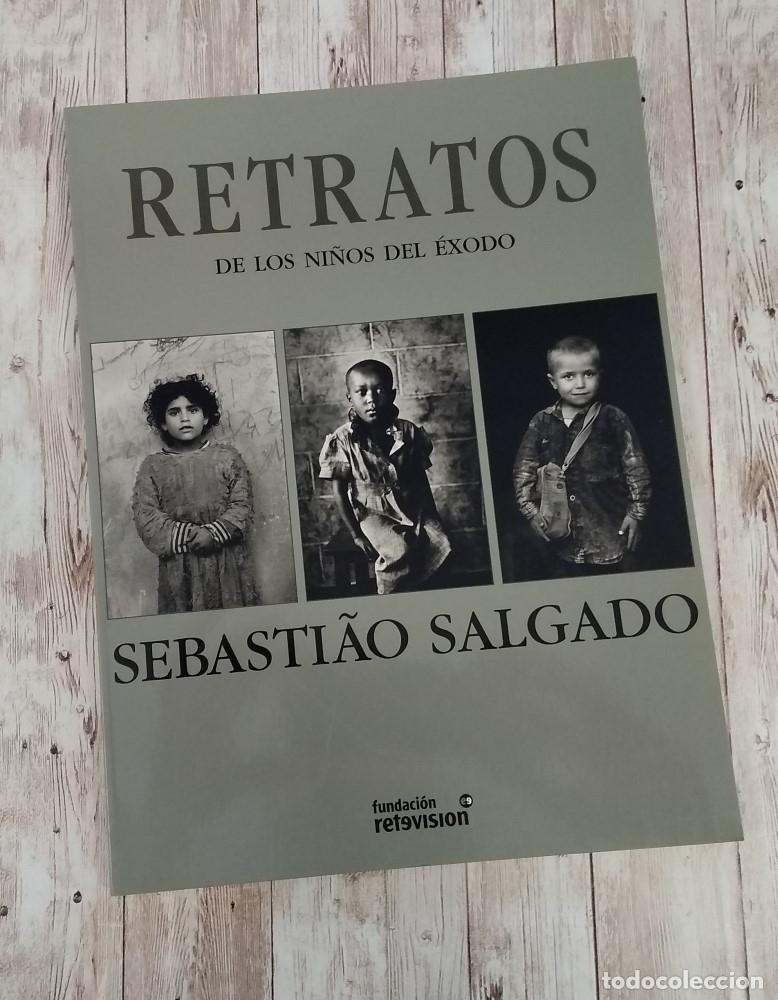 Libros: Retratos de los ni&ntilde;os del &eacute;xodo (como NUEVO) - Sebastiao Salgado - Foto 1