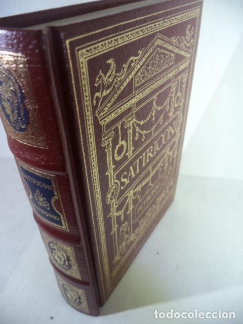 Libros: EL SATIRICON - PETRONIO - Foto 1
