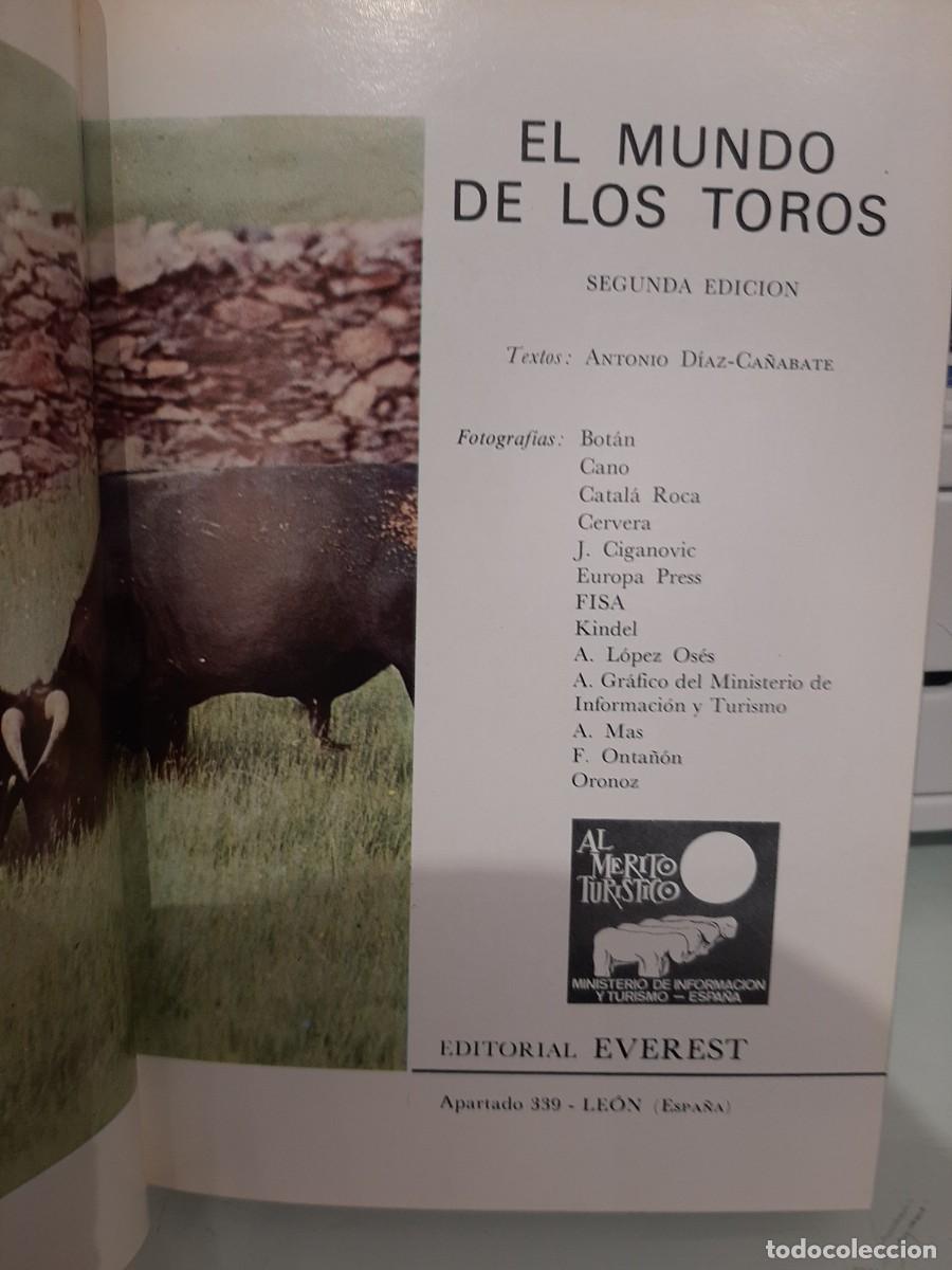 Libros: Antonio D&iacute;az-Ca&ntilde;abate. El mundo de los toros. 2 ed. - Foto 3