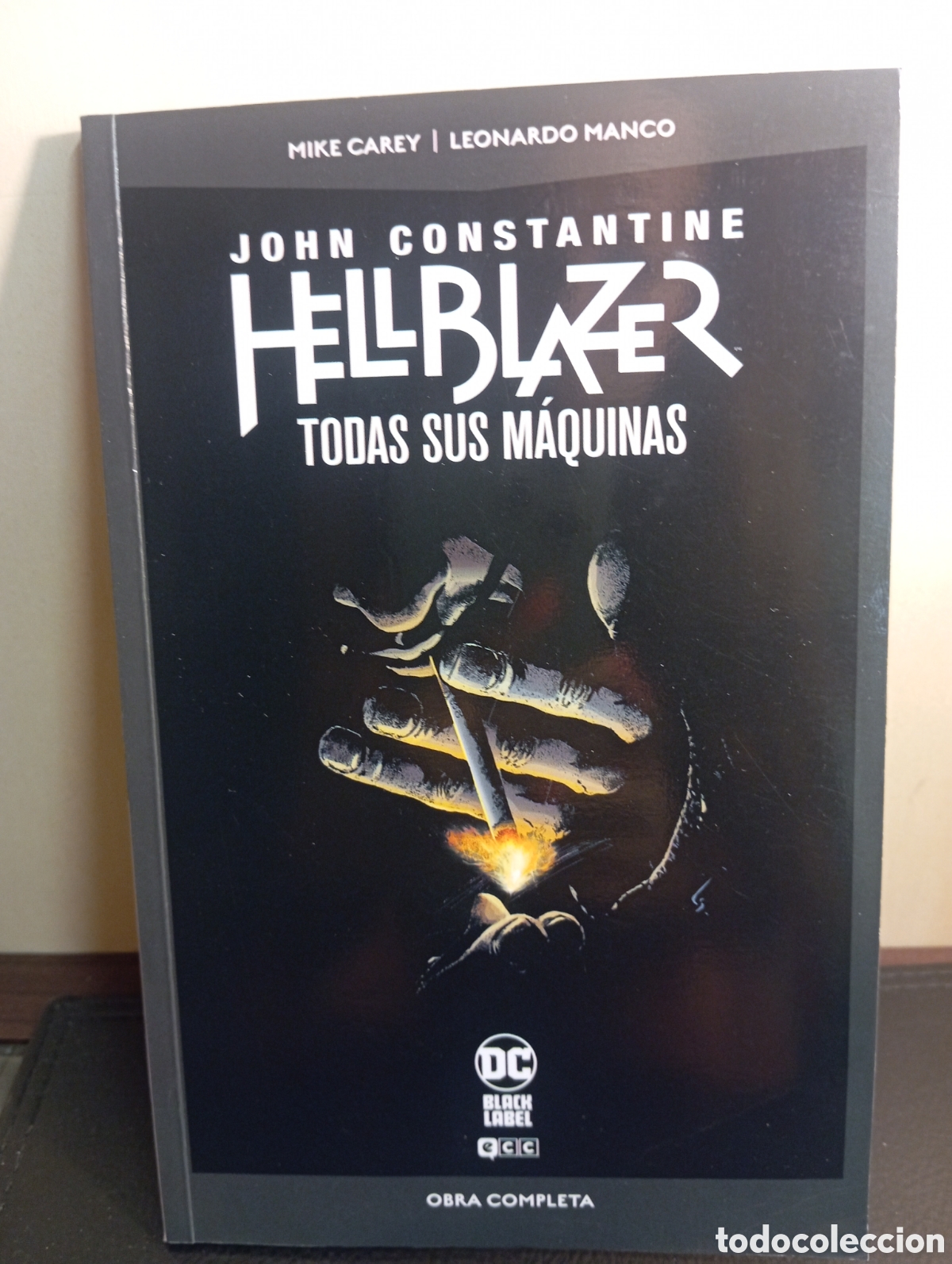 Libros: Hellblazer. Todas sus m&aacute;quinas. John Constantine - Foto 1