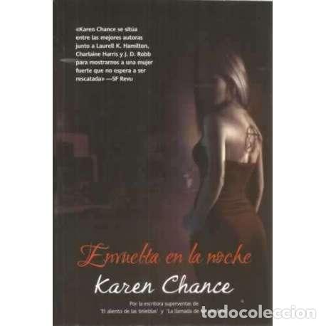 Libros: Envuelta en la noche - Chance, Karen - Foto 1
