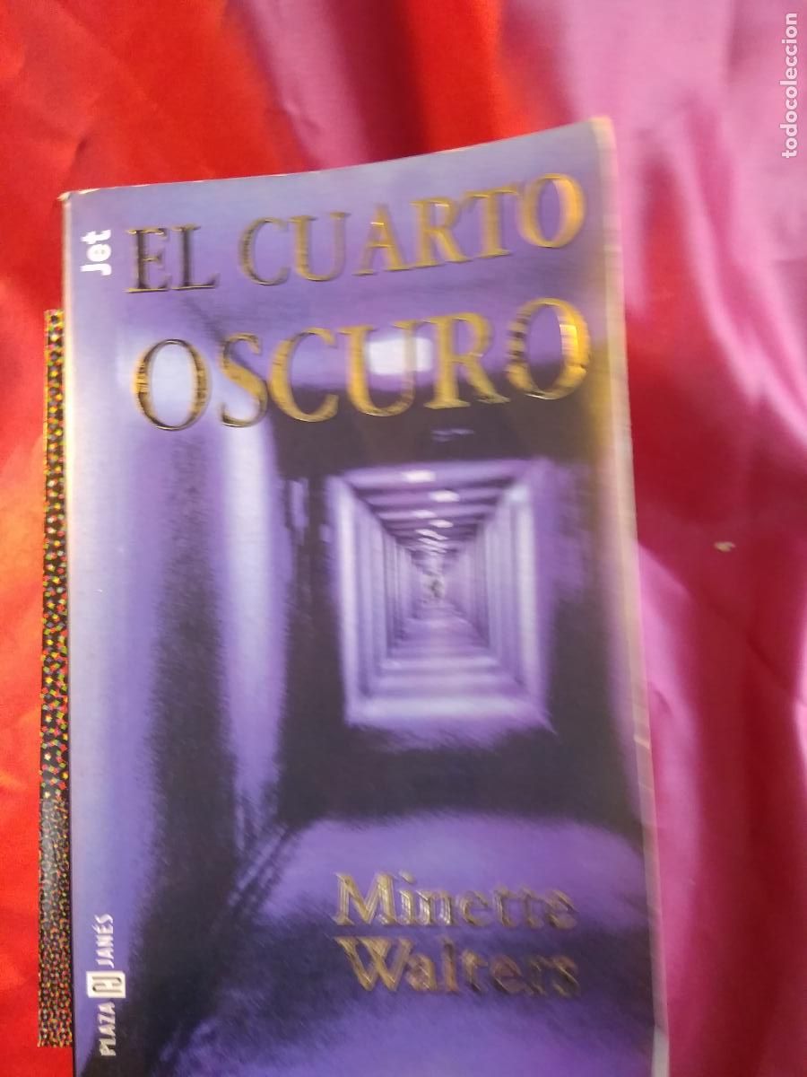 Libros: El cuarto oscuro. Minette Walters L.25813-481 - Foto 1