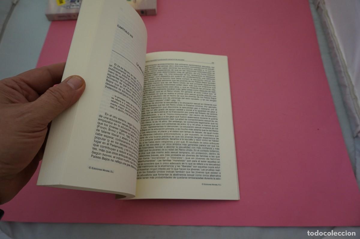 Libros: M4B/ SEXUALIDADES E INSTITUCION ESCOLAR - D. EPSTEIN & R. JOHNSON / MORATA - Foto 3