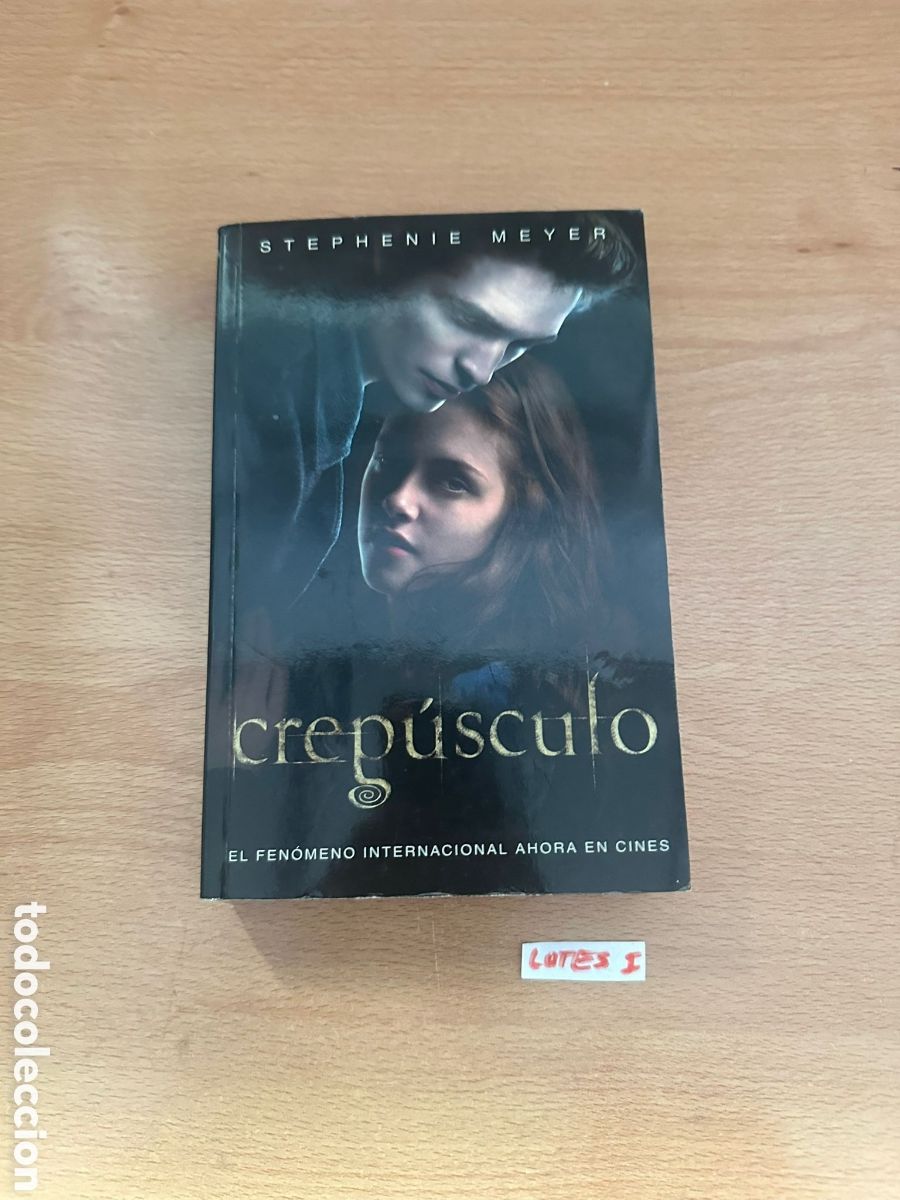 Libros: Novela de crep&uacute;sculo - Foto 1