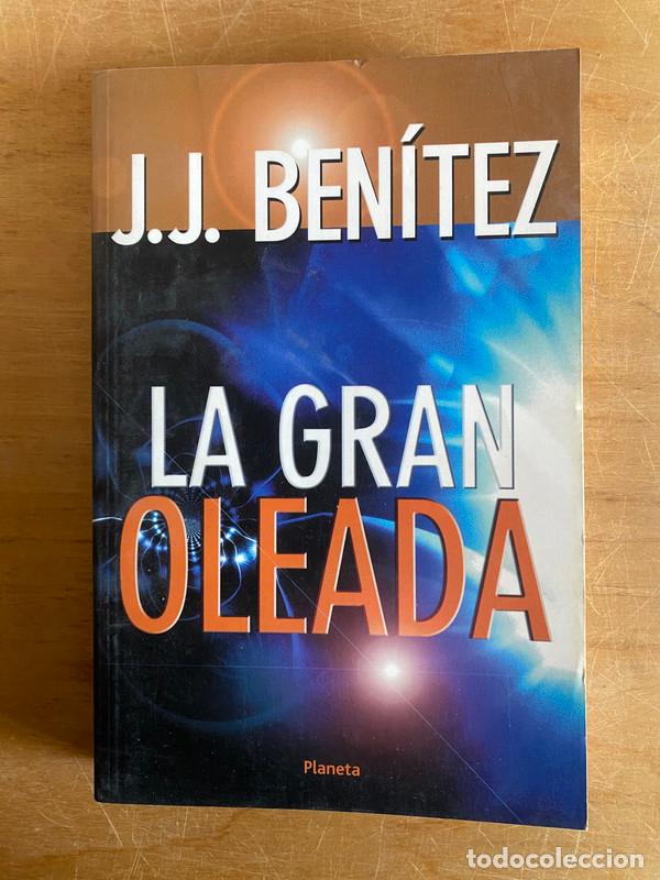Libros: La gran oleada - Benitez, J. J - Foto 1