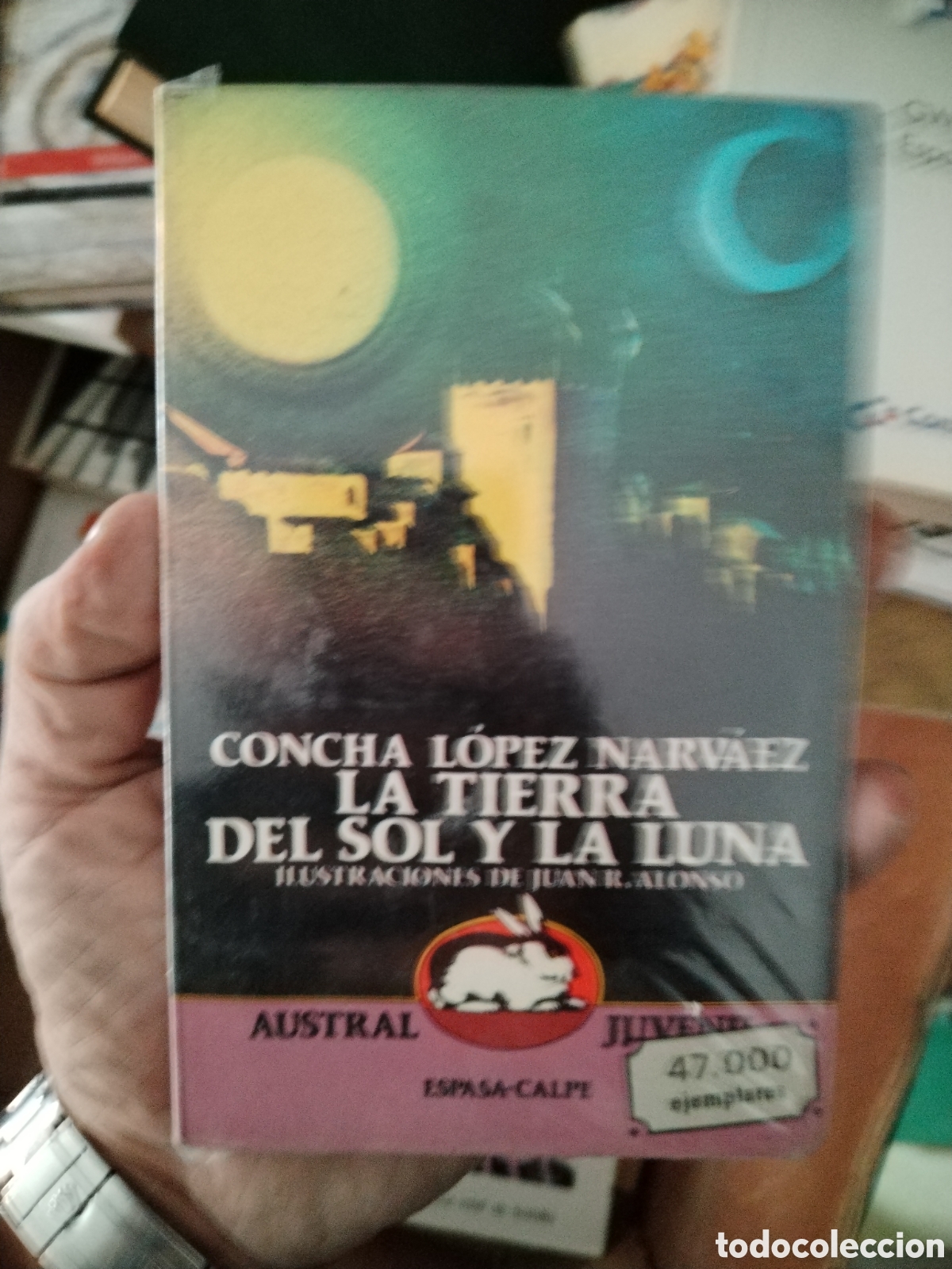 Libros: La Tierra del Sol y la Luna&rdquo; de Concha L&oacute;pez Narv&aacute;ez. - Foto 1