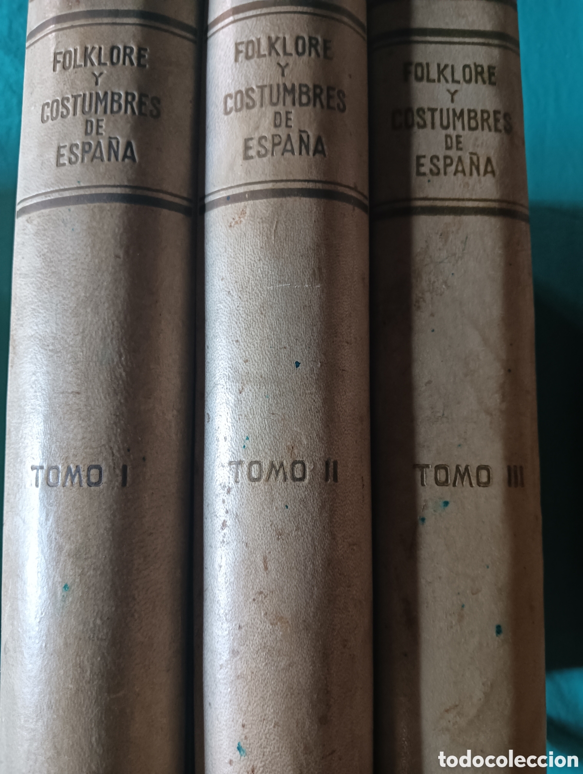 Libros: Folklore y costumbres de Espa&ntilde;a tres vol&uacute;menes 1943 - Foto 1