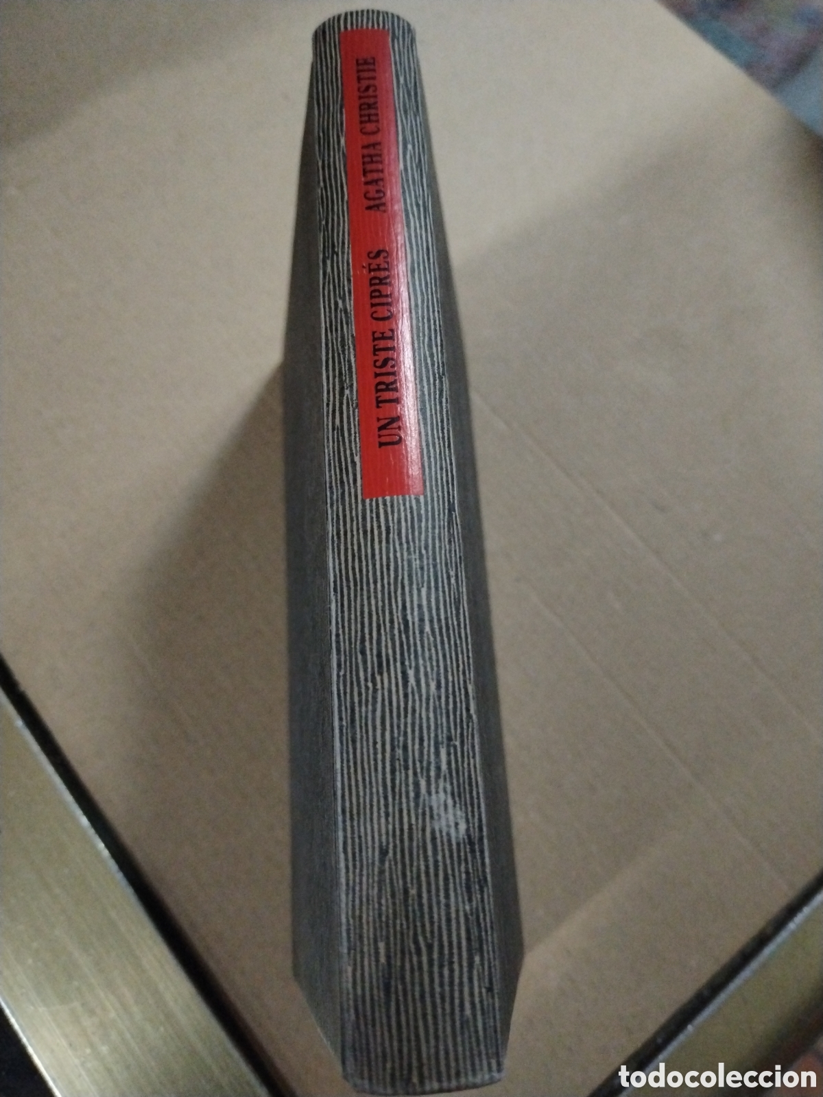 Libros: Un triste Cipr&eacute;s. AGATHA CHRISTIE - Foto 1