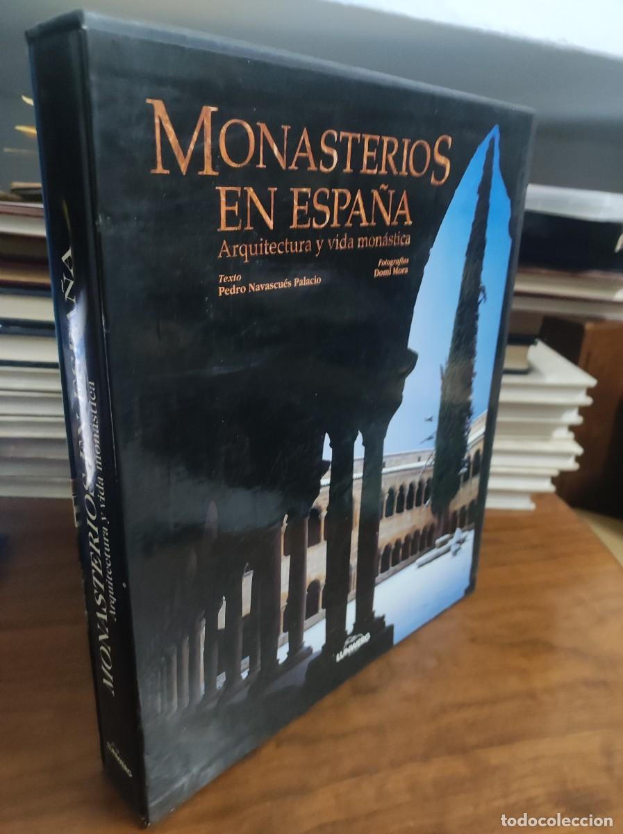 Libros: Monasterios en Espa&ntilde;a. Arquitectura y Vida Mon&aacute;stica. Libro en Estuche. - Foto 1