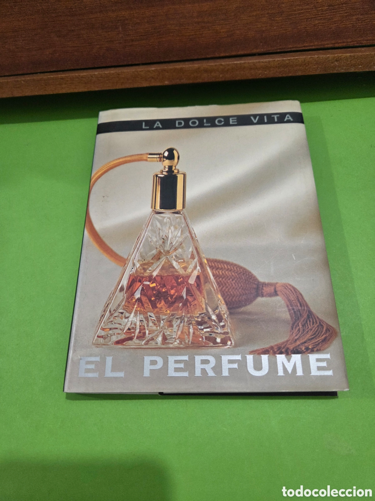 Libros: LA DOLCE VITA...&rdquo;&rdquo;EL PERFUME&rdquo;&rdquo;...EDIMAT LIBROS...2002.... - Foto 3