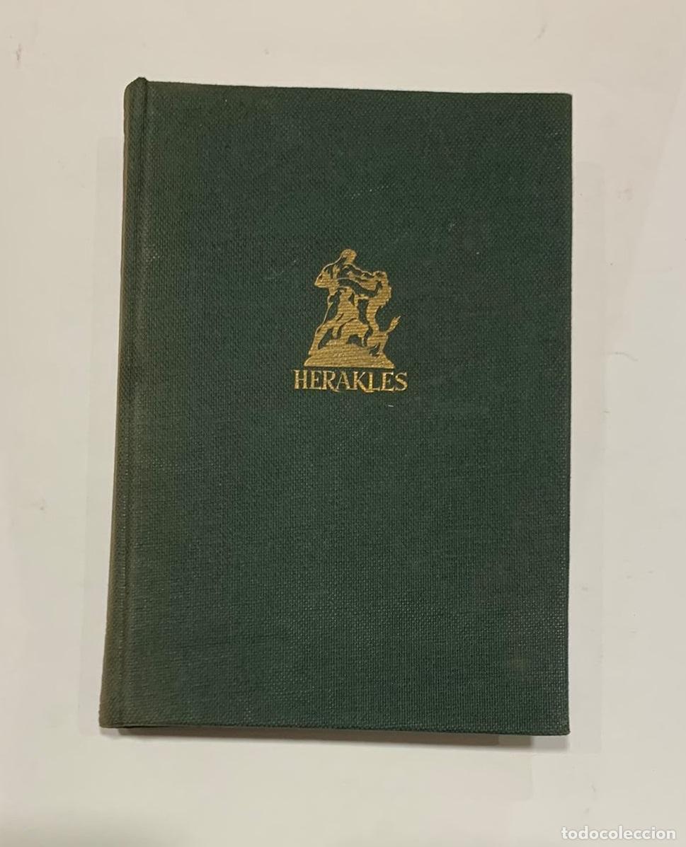 Libri di seconda mano: CHAVANE, Claude. - Fauna y caza de monta&ntilde;a. Volumen II.