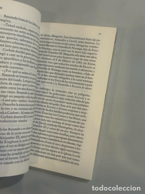 Libros: P. C. Doherty - La corona en tinieblas - Foto 2