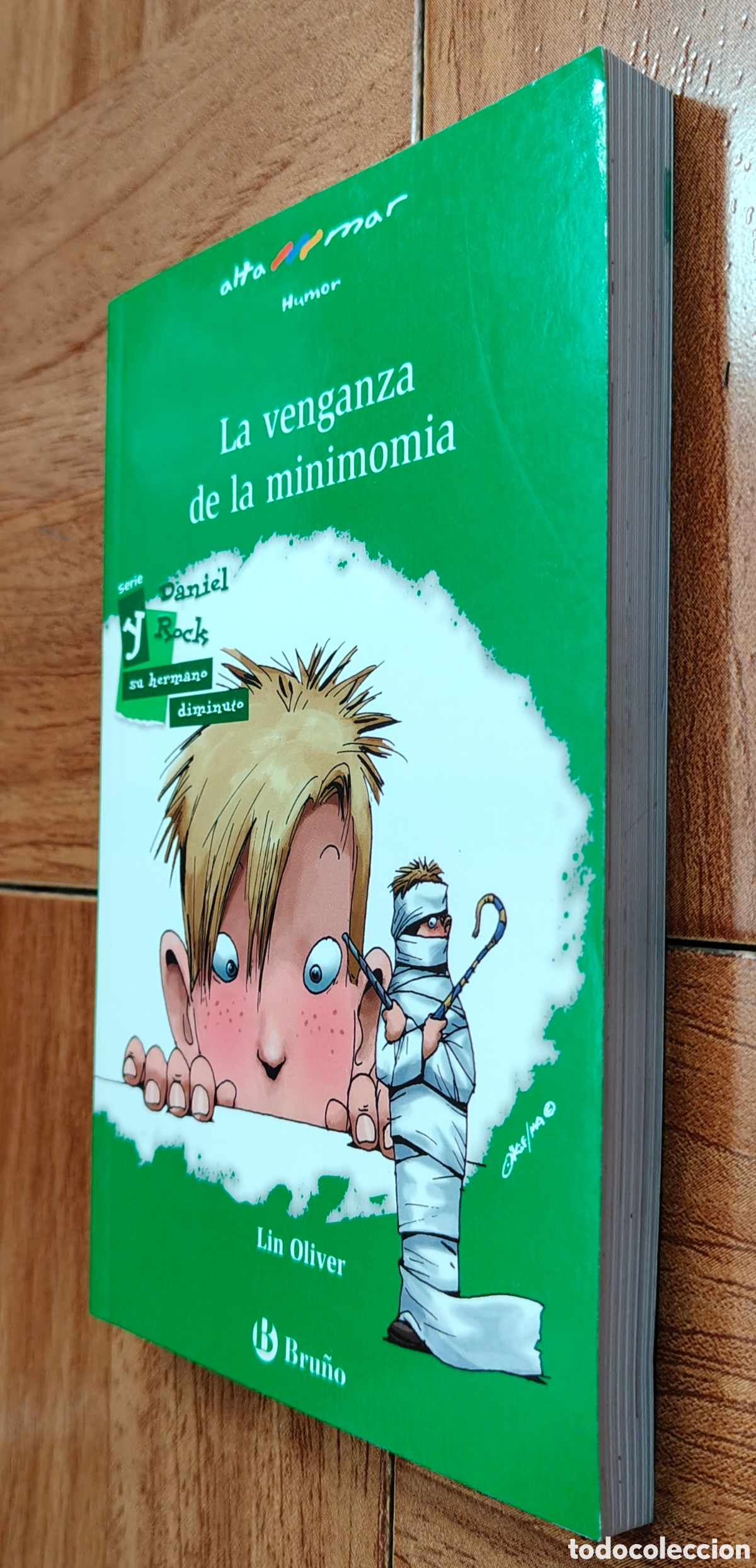 Libros: La Venganza de la Minimomia � Bru&ntilde;o - Lin Oliver - Foto 2