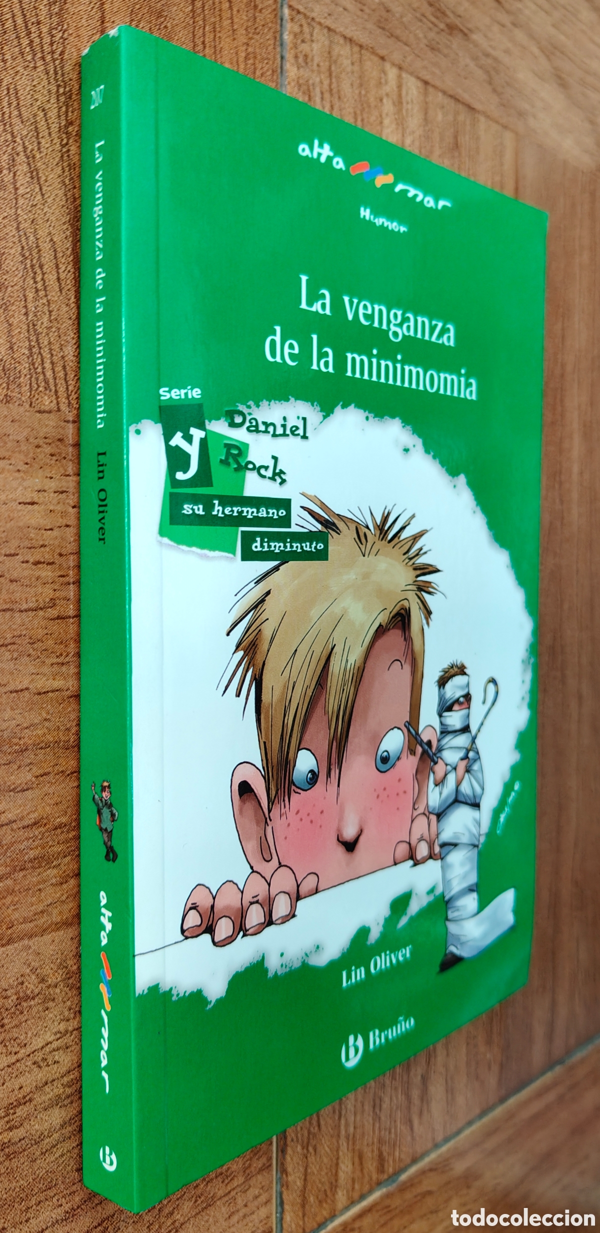 Libros: La Venganza de la Minimomia � Bru&ntilde;o - Lin Oliver - Foto 1